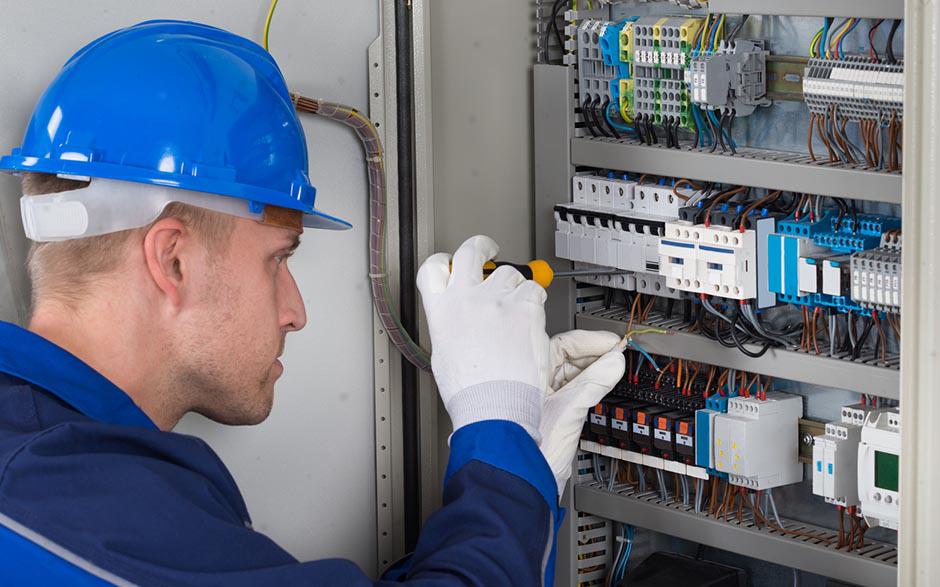 cherche électricien Maisons-Alfort